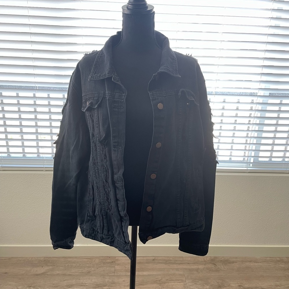 Women’s Distressed Black Jean Jacket